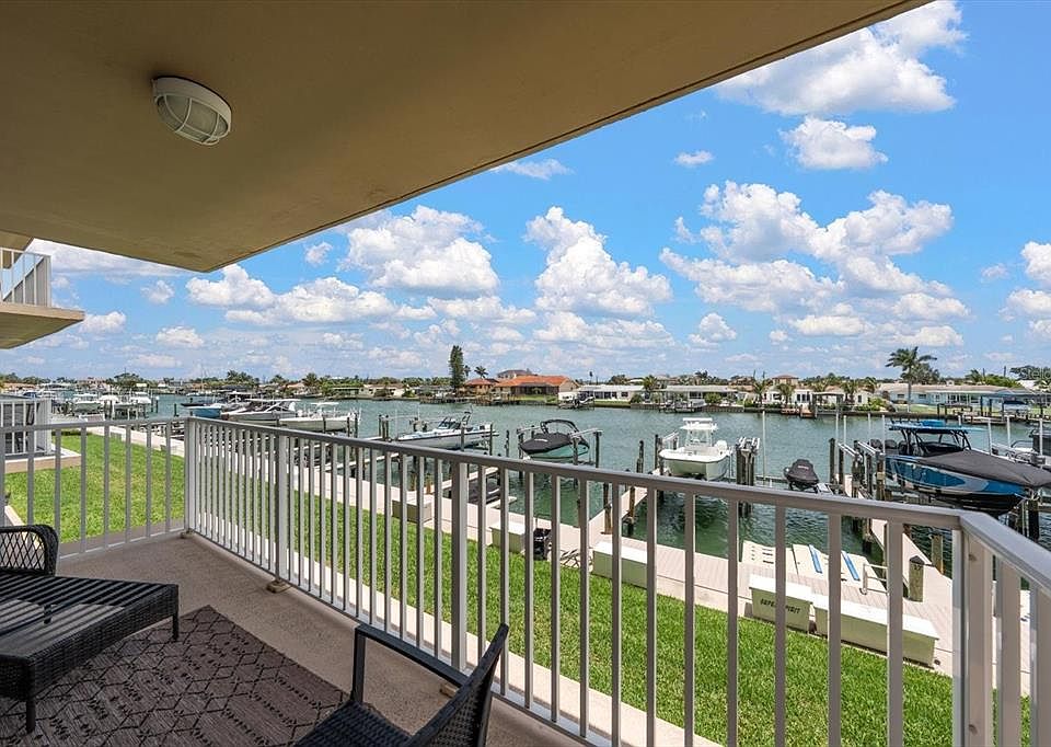 1st image of 223 ISLAND WAY #2E