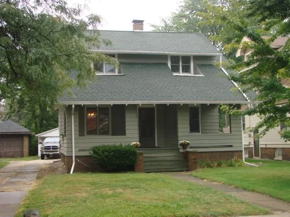 1108 N Bourland Ave, Peoria, IL 61606