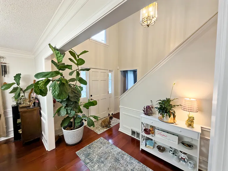 743 Grovewood Dr — Photo 10
