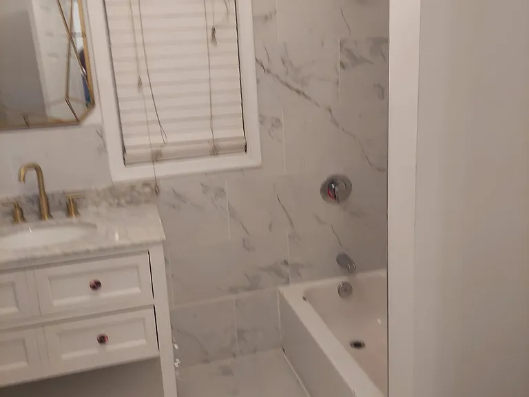 120 Tichenor St #2 — Photo 3