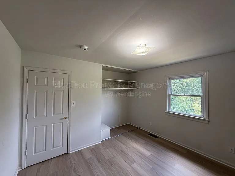 809 Denton Cir — Photo 26