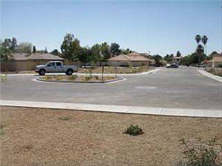 1st image of 10411 N 52nd Dr