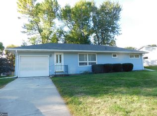 303 Hickory St, Schleswig, IA 51461