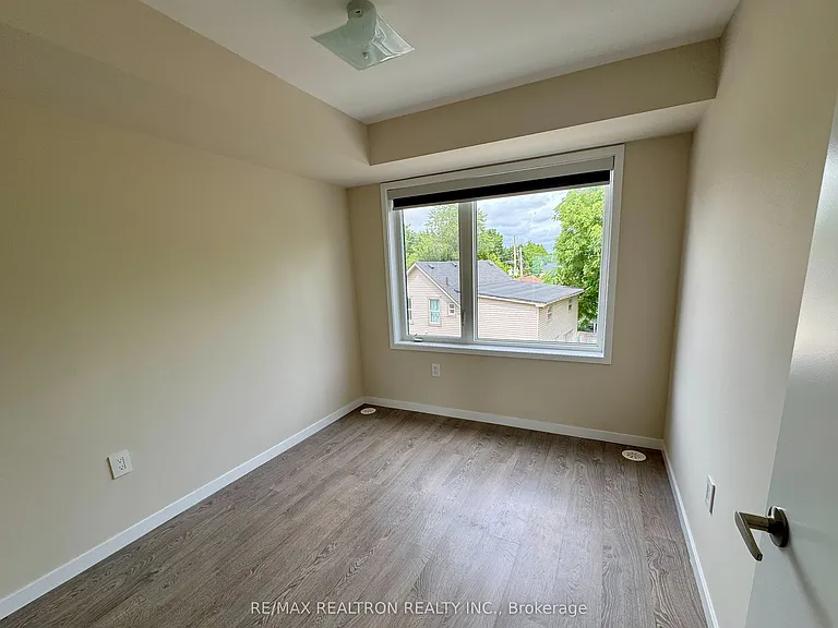 100 Alex Gardner Cir #5 — Photo 21