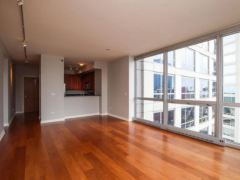 1841 S Calumet Ave #1108 — Photo 2