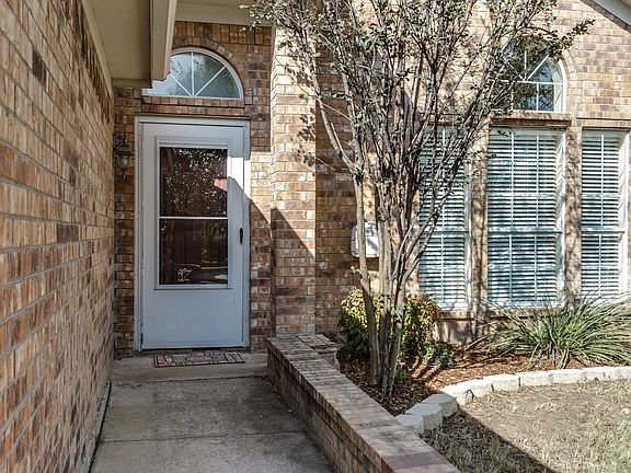3rd image of 10208 Eureka Springs Ct