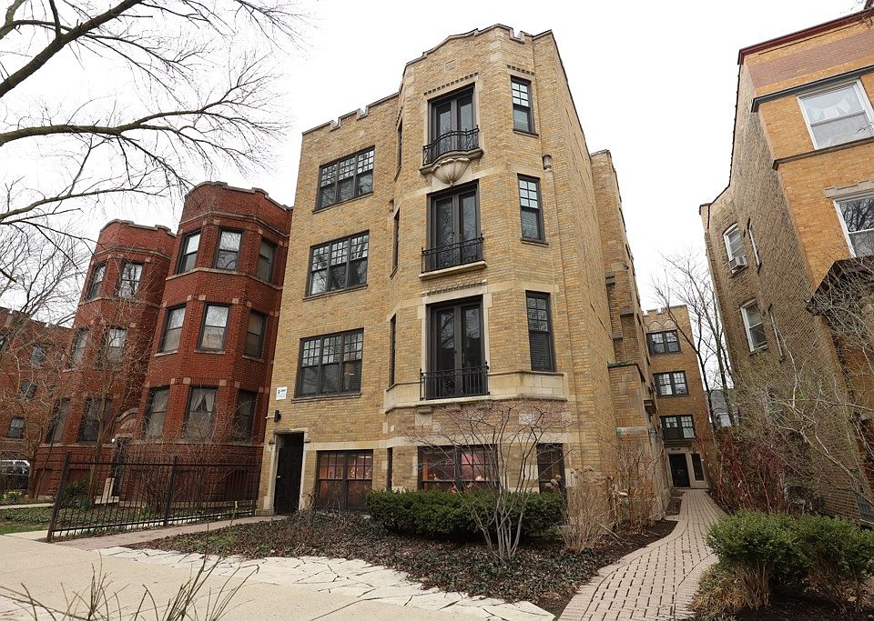 1st image of 1352 W Carmen Ave #S3