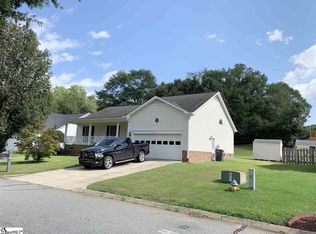 101 Staffordshire Way, Simpsonville, SC 29681