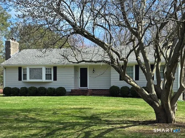 441 David Court, Orange, CT 06477