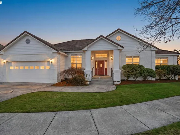 2120 Ashbury Dr, Eugene, OR 97408