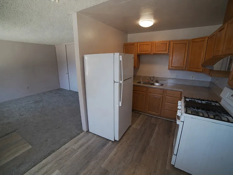 810 N Fig St #2 — Photo 1