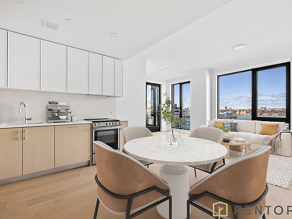 2nd image of 622 11th Ave #1400