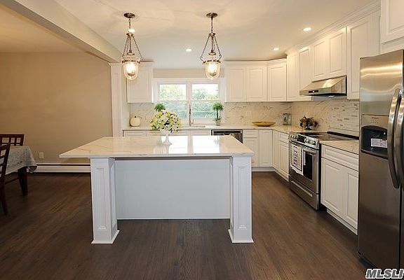 3rd image of 29 Barry Ln S