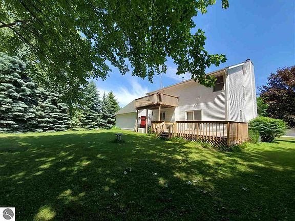 3rd image of 6820 E Harbor Dr