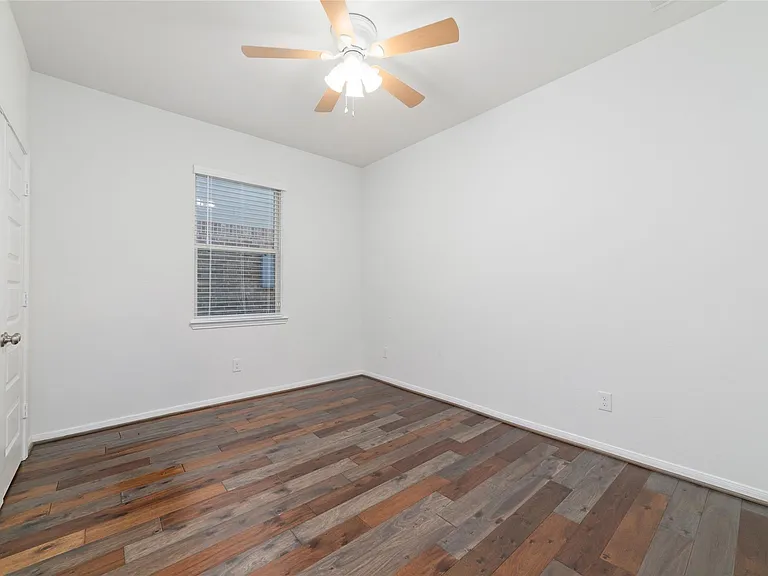 2826 Painted Sunrise Trl — Photo 19