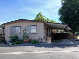 2400 W Midvalley Avenue #Q1, Visalia, CA 93277