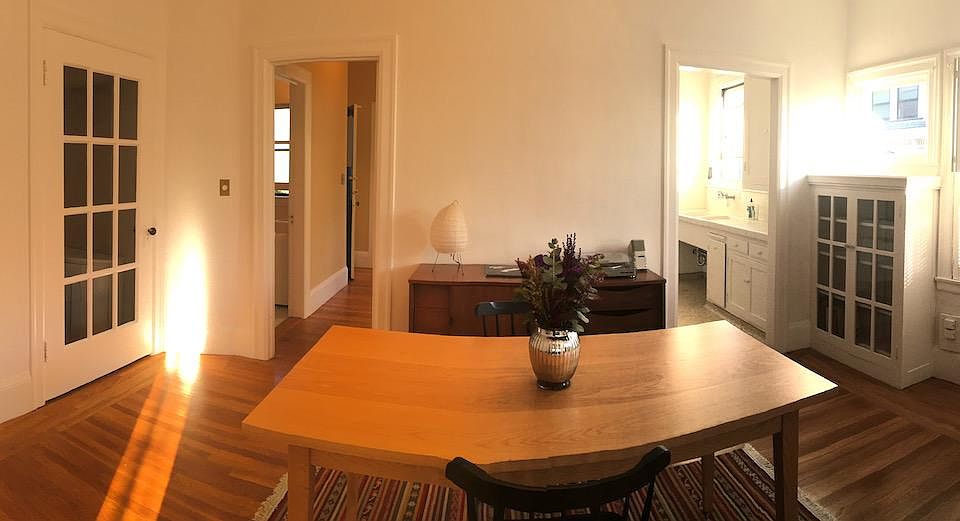 Dining room with furniture,