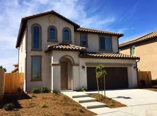 1009 E Carnoustie Ave, Fresno, CA 93730
