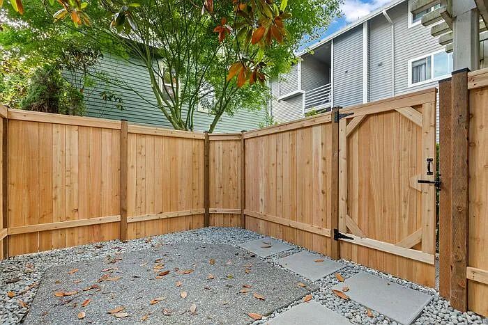 3047 60th Ave SW — Photo 30