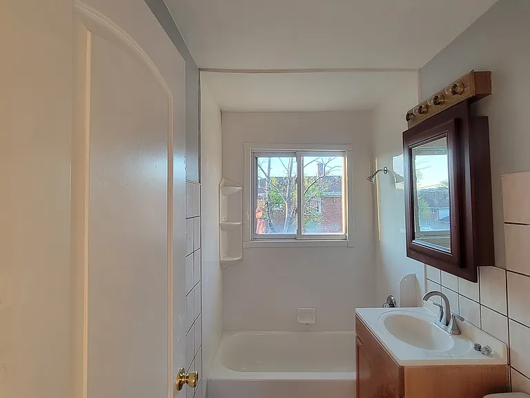 14432 Jefferson Ave #2 — Photo 12