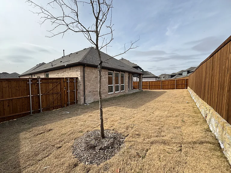 6113 Tahoe Winds Dr — Photo 33