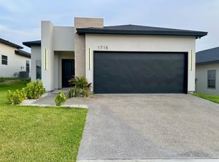 1715 Coba Dr, Laredo, TX 78046