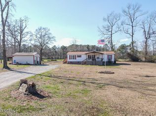 1334 Old Chinquapin Rd, Beulaville, NC 28518