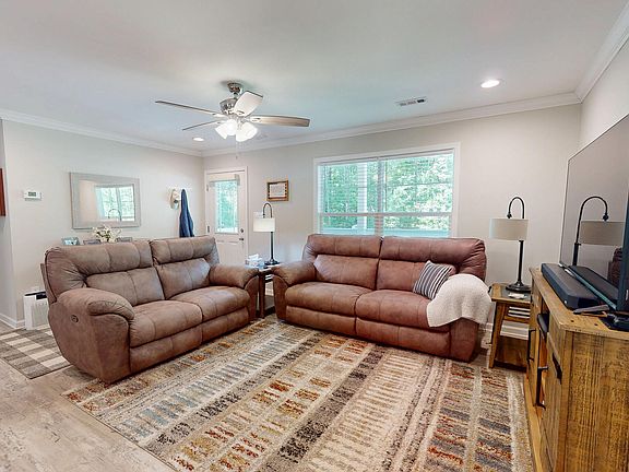 2nd image of 42 Tom Webb Rd
