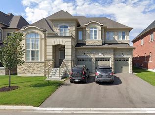 10 Balloon Cres, Brampton, ON L6P 4B7