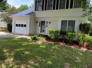 8 Primrose Ln, Asheville, NC 28805