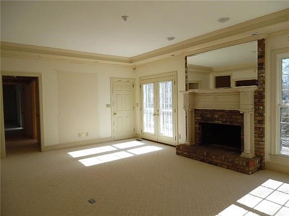 2nd image of 2718 Trelawny Dr
