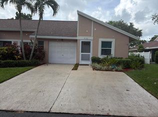 8182 Springtree Rd, Boca Raton, FL 33496
