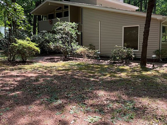 2nd image of 4852 Rosewell Dr