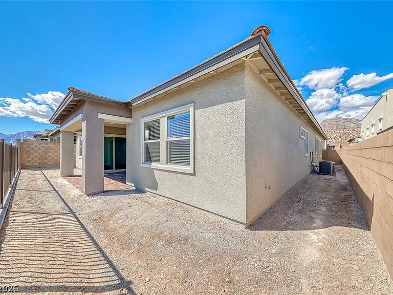 968 Woodburn Ln — Photo 27