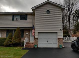 8 Rachel Dr APT B, Archbald, PA 18403