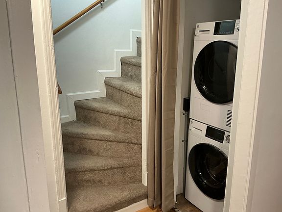4th image of 1022 Pine St #301
