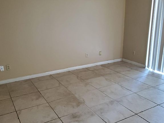 5th image of 1323 Bradwell Dr