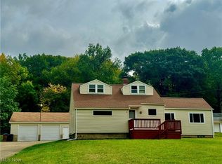 320 Darlington Rd NE, Warren, OH 44484