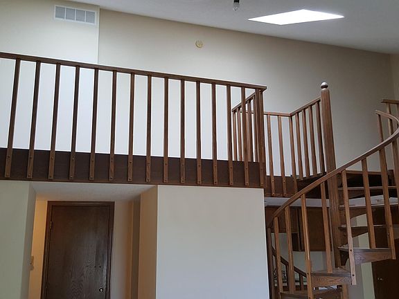 3rd image of 2465 Cochrane Dr APT E