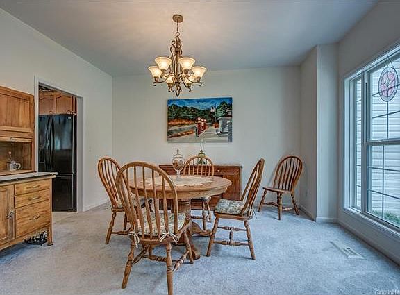 5th image of 212 Jersey Blvd