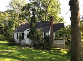 1384 Coriell Dr, Basking Ridge, NJ 07920