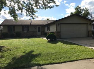 2414 Chestnut Ln, Morris, IL 60450