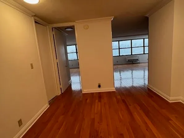 7002 Blvd East image 8 of 35