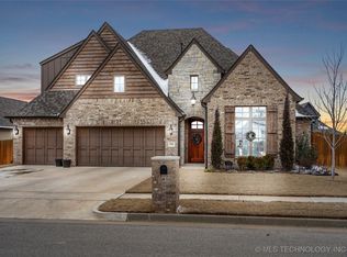 516 N 85th St, Broken Arrow, OK 74014