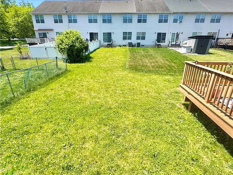 309 Maple Ct — Photo 25