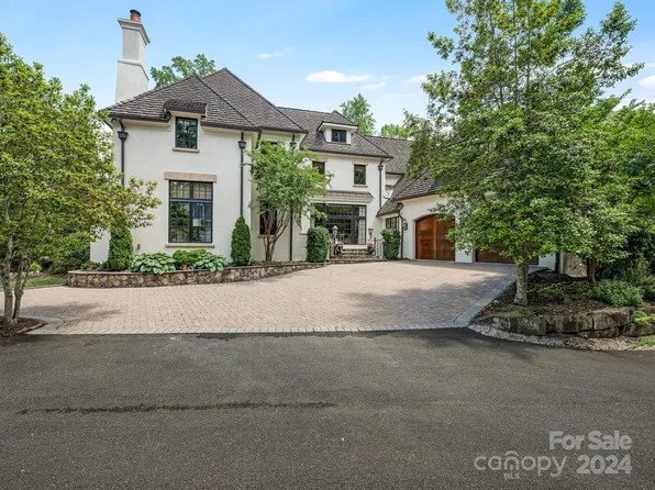 312 Eastover Woods Cir, Charlotte, NC 28207