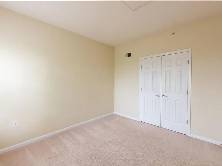 6783 Hampton Bay Ln — Photo 28