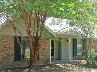 120 Scotland Rd, Clinton, MS 39056