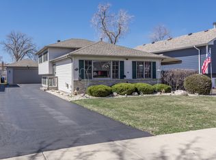 1136 N Ardmore Ave, Villa Park, IL