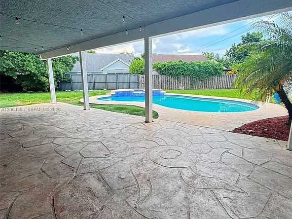 5th image of 12927 SW 251st St